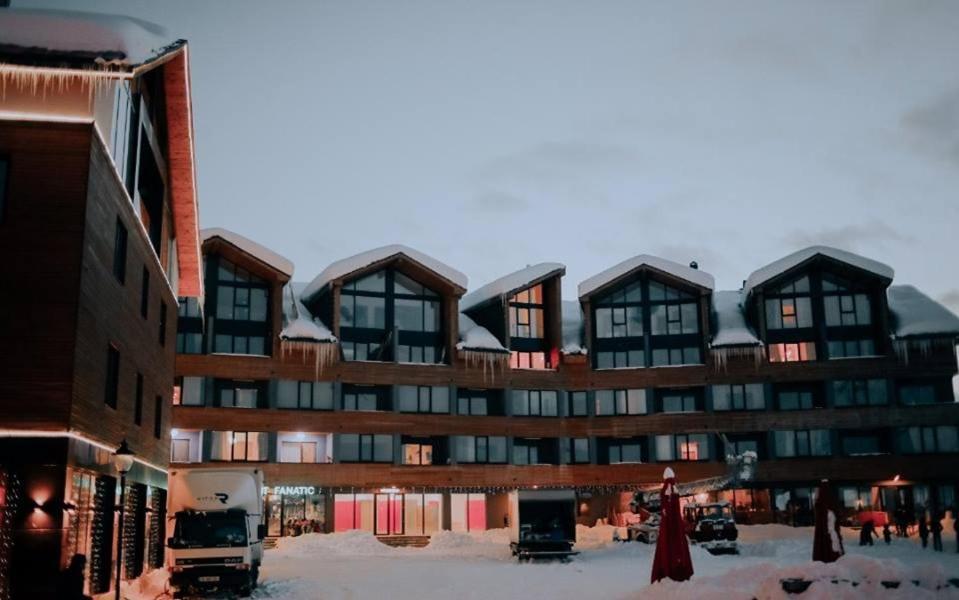 Gudauri Shiny Studio Near Gondola エクステリア 写真